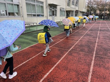 ���@��N���̉��Z�̗l�q