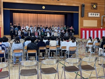 ���Ǝ����K�̕��i