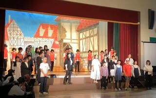 6�N���̗l�q