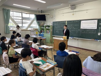 教育実習生による授業