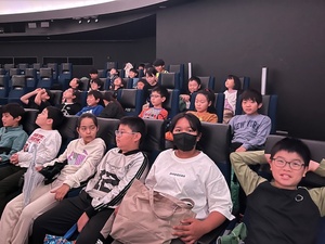 プラネタリウムで予習をしました。