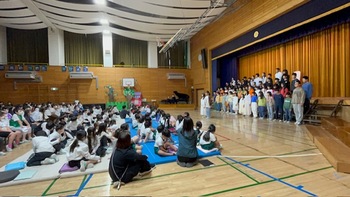 みんなで見合いました。