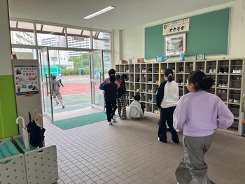 昼休みになったよ。