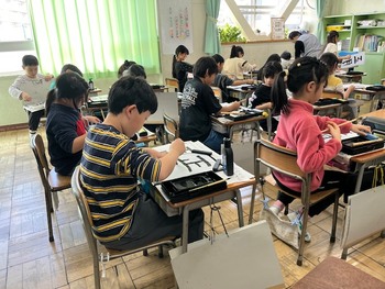 3年生の書初め練習