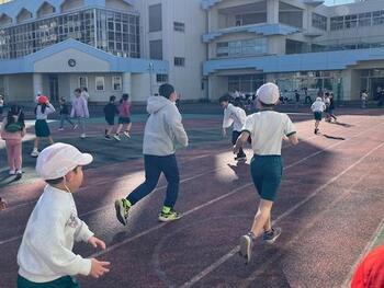 �x�ݎ��Ԃ̗l�q