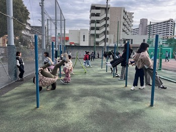 �������ɓS�_�Ŋ撣���Ă��܂��B