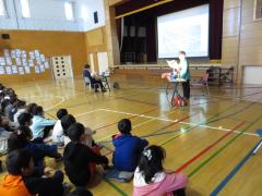 �W��̗l�q�P